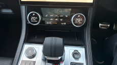 Jaguar F-Pace 2.0 D200 R-Dynamic HSE Black 5dr Auto AWD Diesel Estate